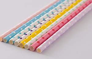 塑料吸管和紙吸管，哪種更好呢？